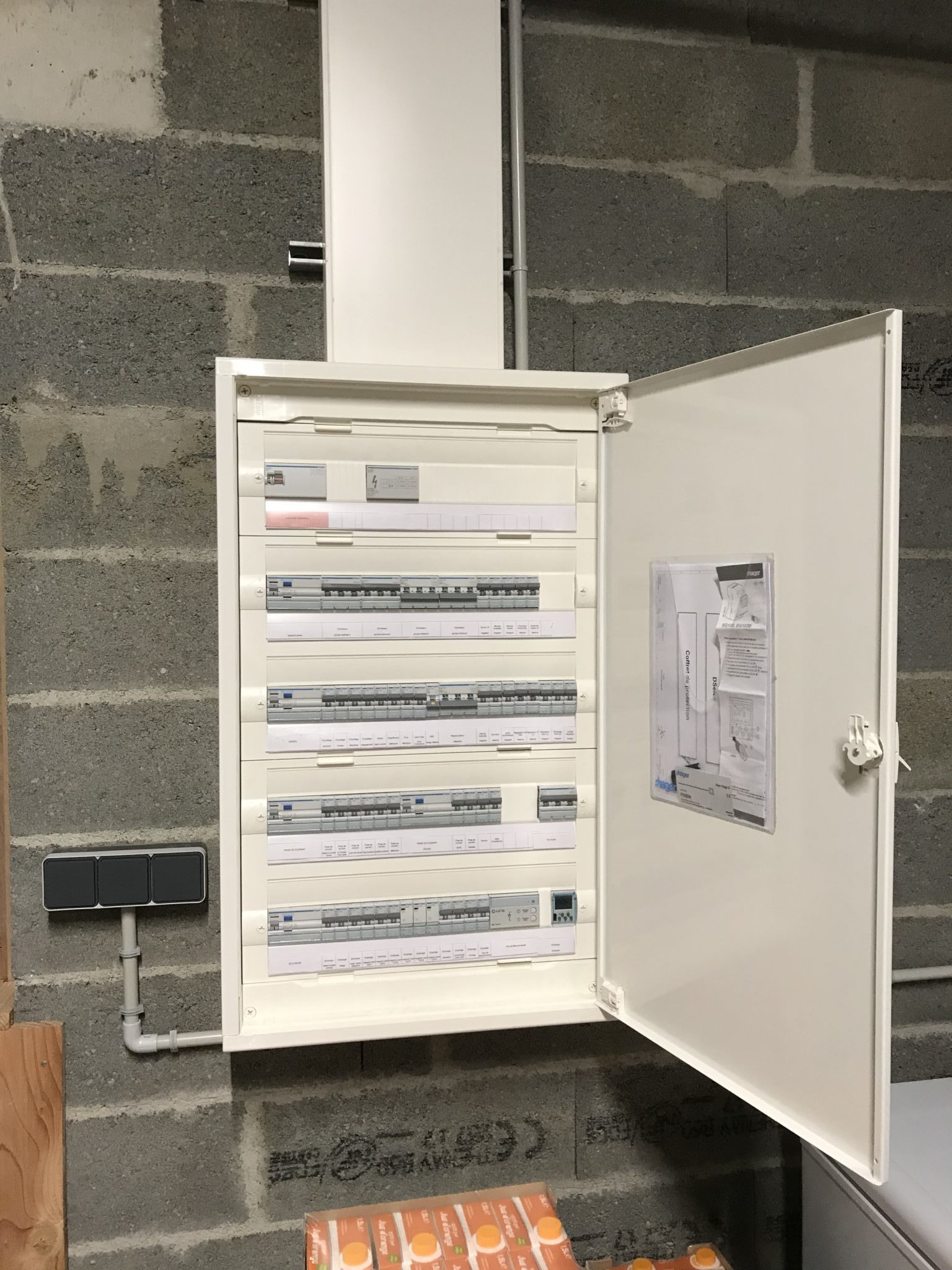 DS Elec Realisations (3) 135